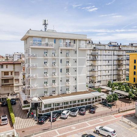 Hotel Gardenia Lido di Jesolo Ngoại thất bức ảnh